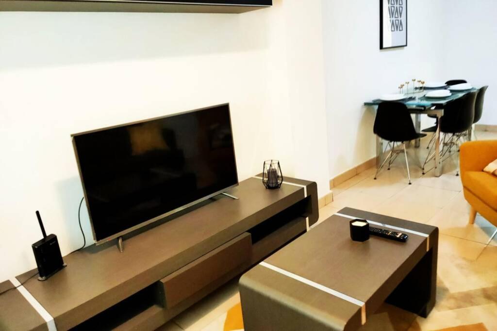 Donoso Cortes Apartment - Alicante Ngoại thất bức ảnh
